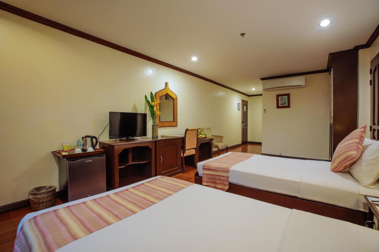 Paradise Garden Hotel And Convention Center Boracay Powered By Aston Manoc-Manoc Ngoại thất bức ảnh