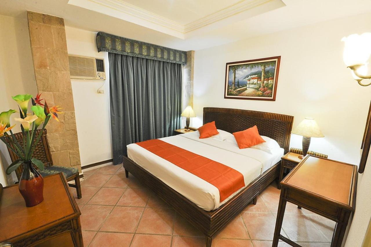 Paradise Garden Hotel And Convention Center Boracay Powered By Aston Manoc-Manoc Ngoại thất bức ảnh